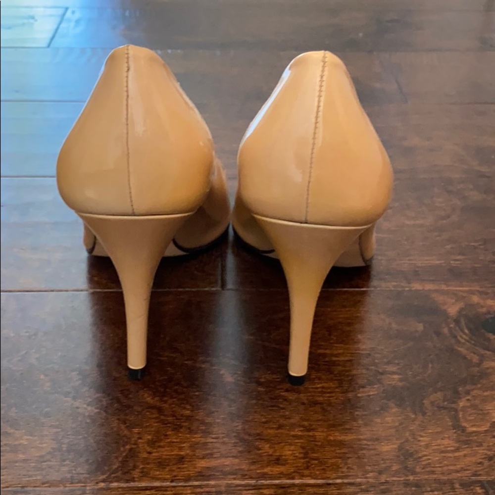 Stuart Weitzman pumps - Picture 3 of 4